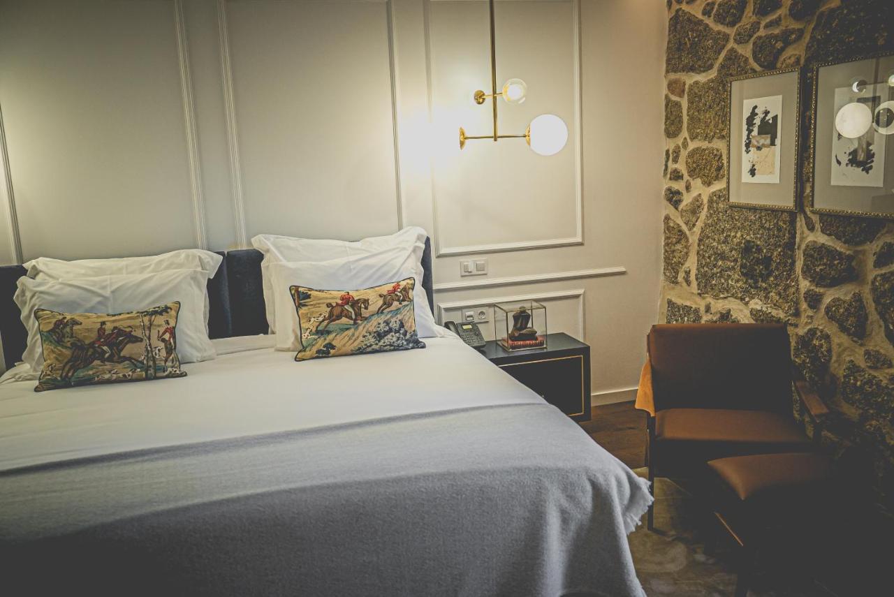 Quinta De Silvalde Hotel ซานโตชีร์โซ ภายนอก รูปภาพ