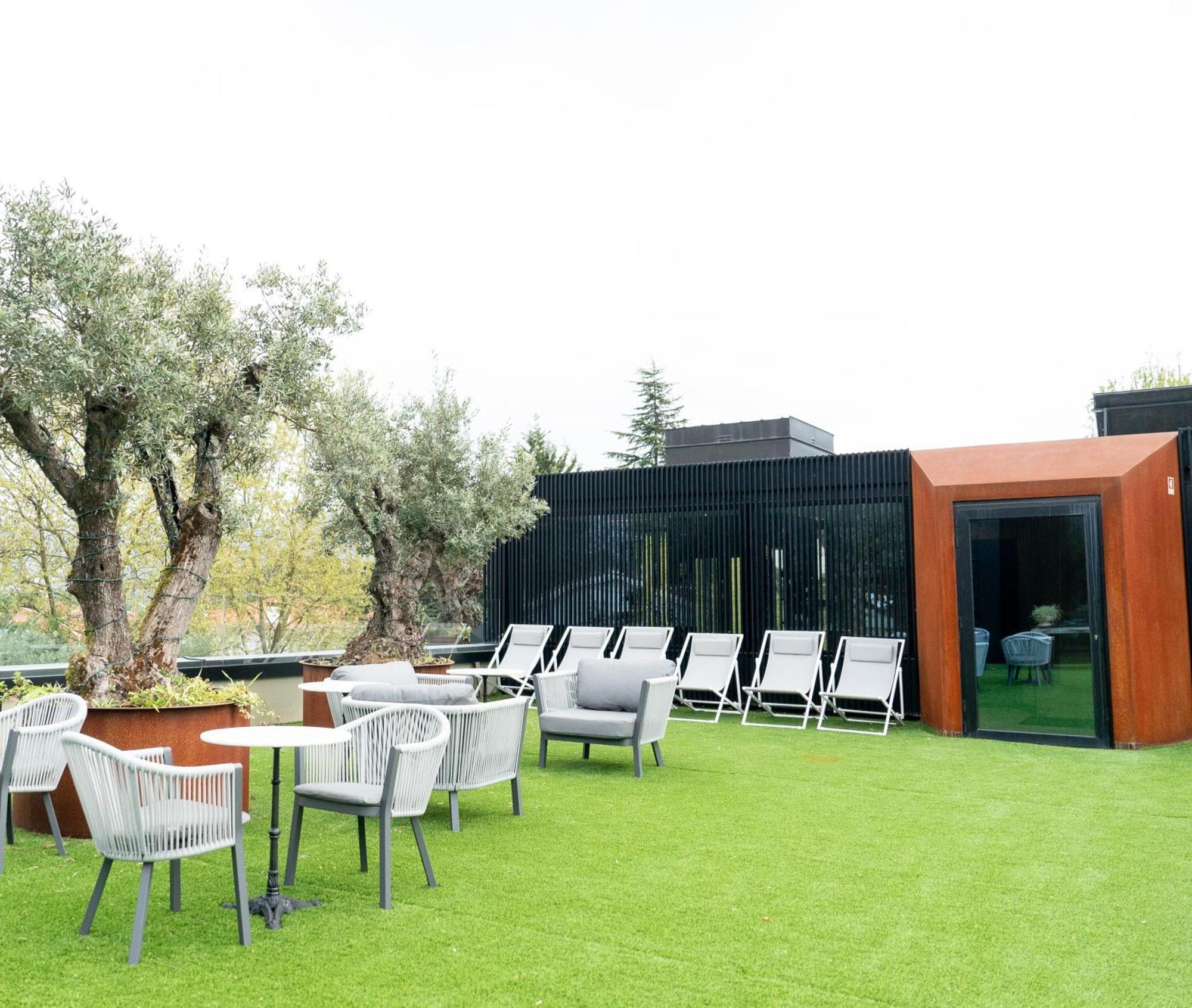 Quinta De Silvalde Hotel ซานโตชีร์โซ ภายนอก รูปภาพ