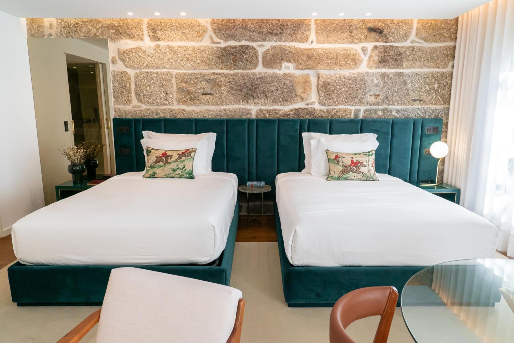 Quinta De Silvalde Hotel ซานโตชีร์โซ ภายนอก รูปภาพ