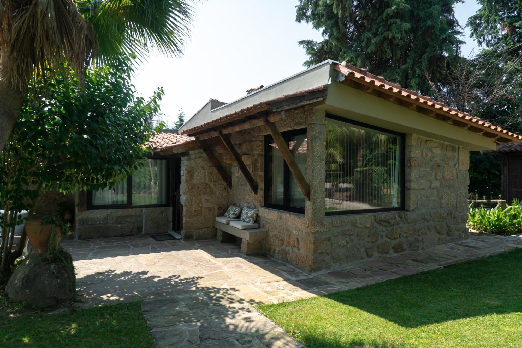 Quinta De Silvalde Hotel ซานโตชีร์โซ ภายนอก รูปภาพ